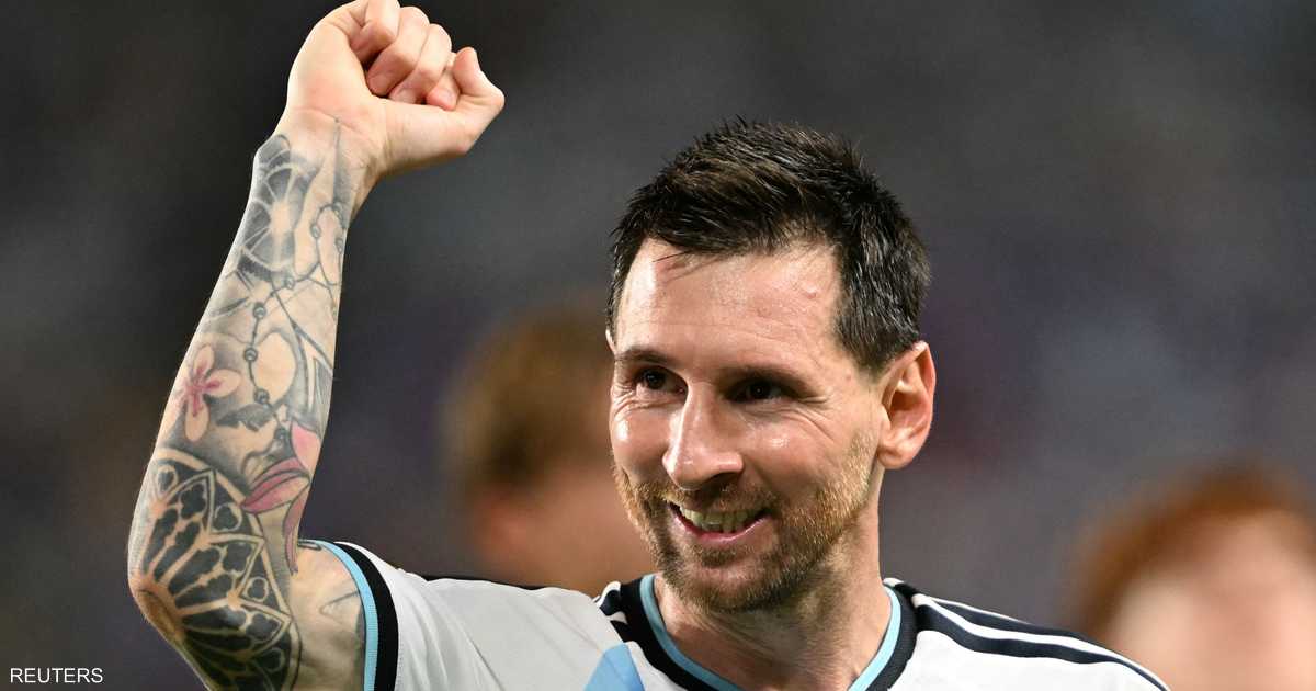 ميسي يصاب لكنه يصر على إكمال المباراة ويقود الأرجنتين لفوز صعب على الرأس الأخضر في كأس العالم