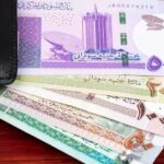سحب البنك المركزي السوداني فئات نقدية متعددة في ظل انهيار الجنيه.