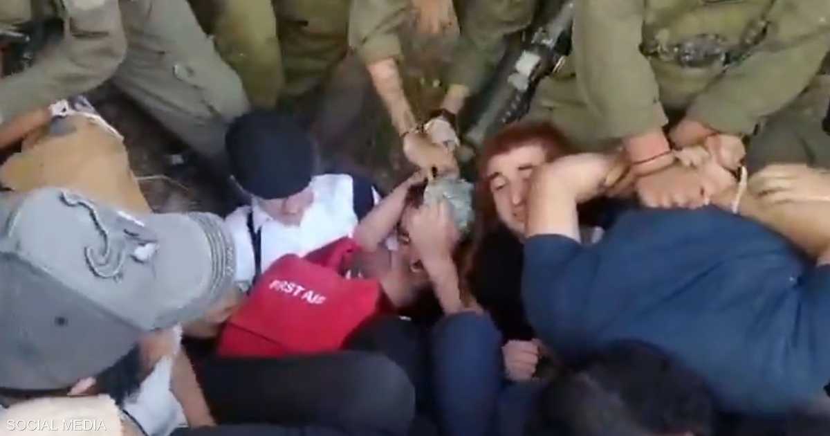 ناشطون يحاولون عبور الحدود الإسرائيلية إلى سوريا واعتقالهم من قبل الجيش