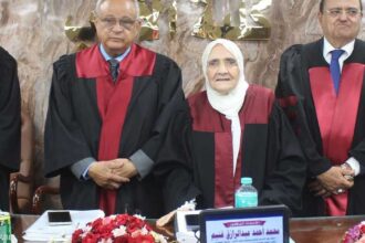 آمال: من تعليم مؤجل لسنوات إلى حصولها على الدكتوراه في عمر الثامنة والسبعين