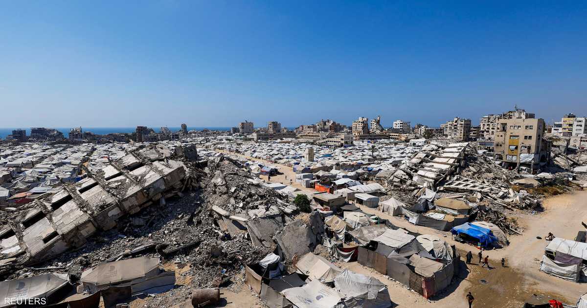 محمد عبد الخالق الفرا يقدم استقالته وحل لجنة الطوارئ الحكومية في غزة