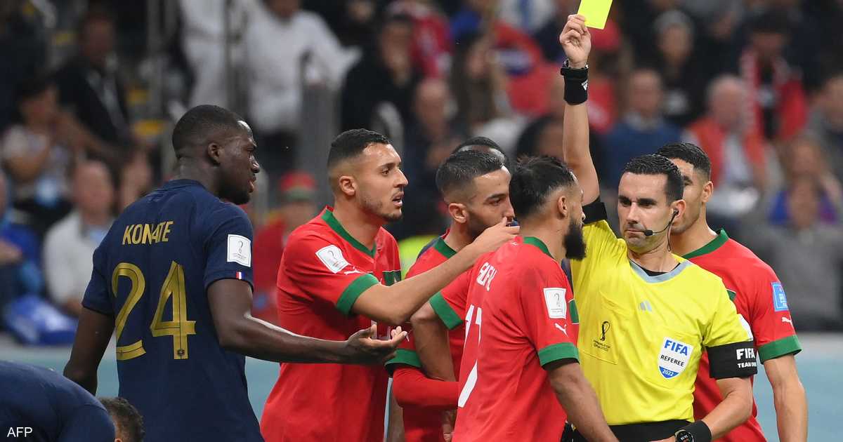 فيفا يختار حكما أرجنتينيا لفرنسا والمغرب وسط مخاوف من تكرار جدل 2022