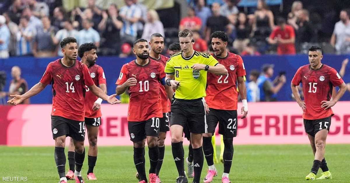 الأرجنتين تغلب مصر في دور الـ16 بعد قرارات الفار الجدلية التي أثارت جدلا واسعا حولها.