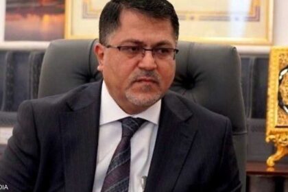 برلمان العراق يصوت على إعفاء رئيس هيئة الاستثمار من منصبه ويحيل الملف إلى النزاهة.