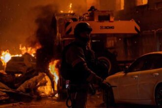 روسيا تستخدم صواريخ باليستية فائقة السرعة لاستهداف كييف مجدداً.