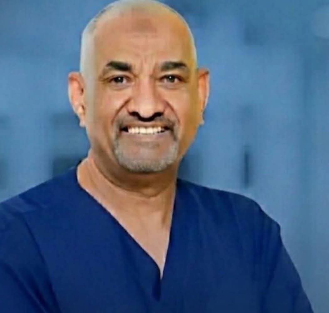 نجاح طبيب سوداني في علاج حالة عقم بعد زراعة الحيوانات المنوية المحفوظة في مختبر الدكتور سليمان الحبيب بالرياض.