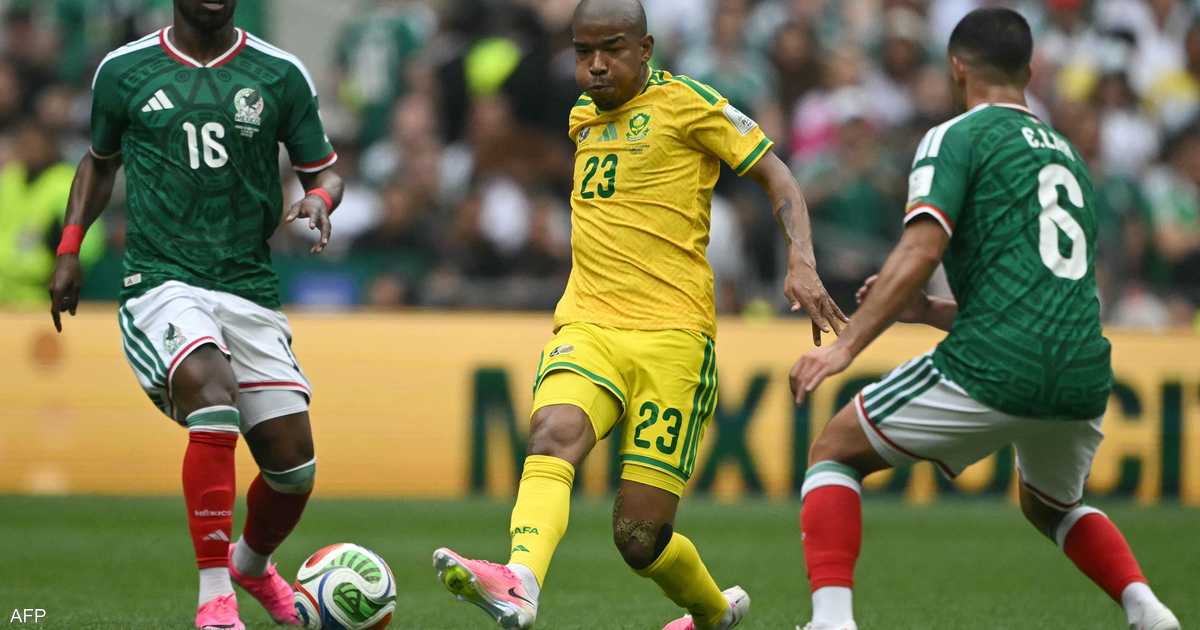 جنوب إفريقيا تشيع لاعب منتخبها جايدن آدامز الفقيد في الثامنة والعشرين من عمره