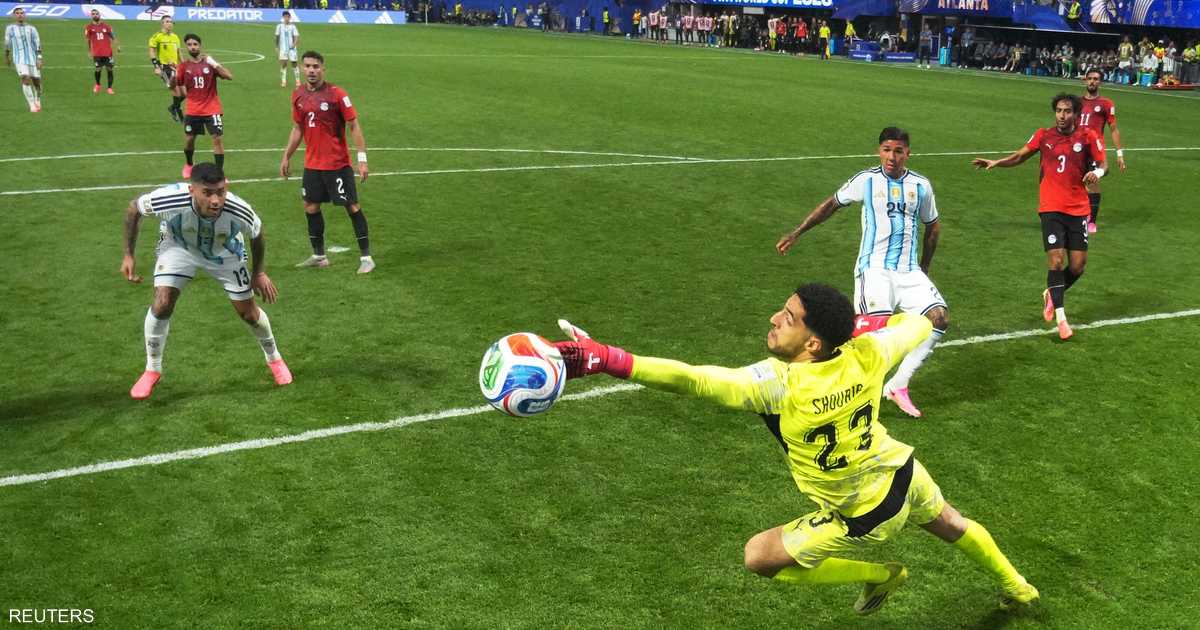 روميرو يلقي بظلاله على أفعاله في كأس العالم 2026 وتألقه في عودة الأرجنتين ضد مصر
