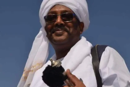 نصر الدين الحسين يغادر أرياب بعد إقالته ويوجه رسالة للعاملين والمجتمع المستضيف