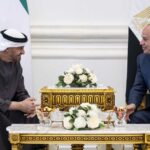 رئيس دولة الإمارات يلتقي الرئيس المصري في العلمين لبحث تطورات إقليمية ودولية