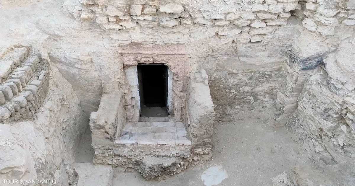 مصر تكشف عن مقبرة جديدة تعود لعصر الرعامسة في طيبة