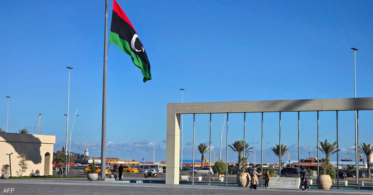 الأميركيون يراهنون على حفتر لإنهاء انقسام ليبيا وتوحيد الجيش