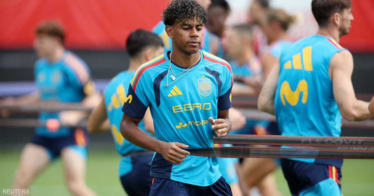 يامال يشارك لمدة قصيرة في كأس العالم ويحضر هدفًا واحدًا في 141 دقيقة لعب لمنتخب إسبانيا.