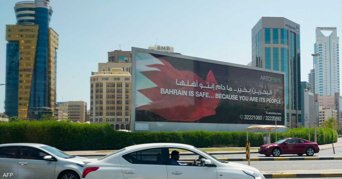 قوة دفاع البحرين تؤكد جاهزيتها الدفاعية وتطالب بتوخي الحذر من أجسام غريبة