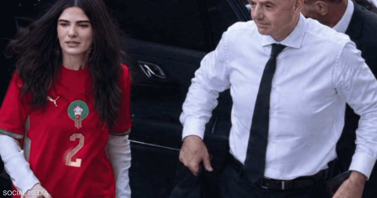 أليسيا ترتدي قميص أشرف حكيمي وتثير إشادة الجماهير المغربية فيديوًا بعد فوز المنتخب ضد الكناديات