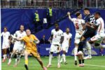 الأرجنتين تبلغ نهائي كأس العالم بعد تغلبها على إنجلترا بهدفين في وقت قياسي.