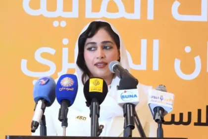 وزير المالية يوجه بإنهاء عقد توريد السلال الغذائية مع شركة ساعد لوجستك.