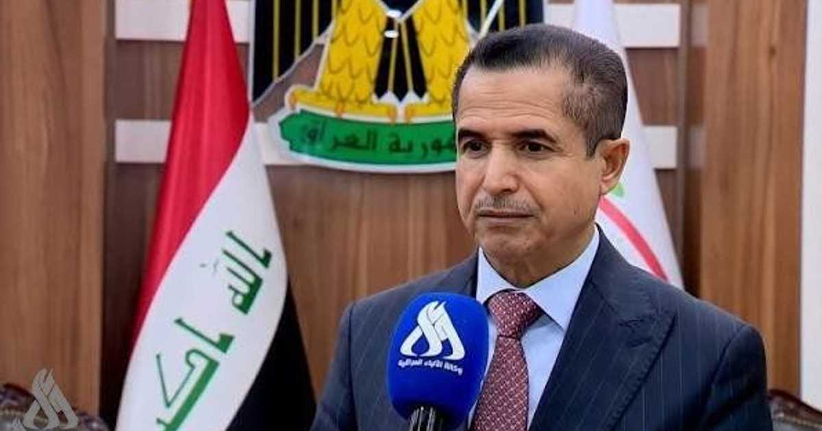 محافظة ذي قار تدين تقصير موظفين وتحيل نحو 50 إلى القضاء واسترداد 20 مليار دينار