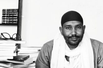 قبضت السلطات على معمر موسى القيادي بحزب الشعب.