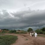 إنذار برتقالي من الهيئة العامة للأرصاد الجوية بسبب أمطار غزيرة في مناطق متعددة بالسودان.