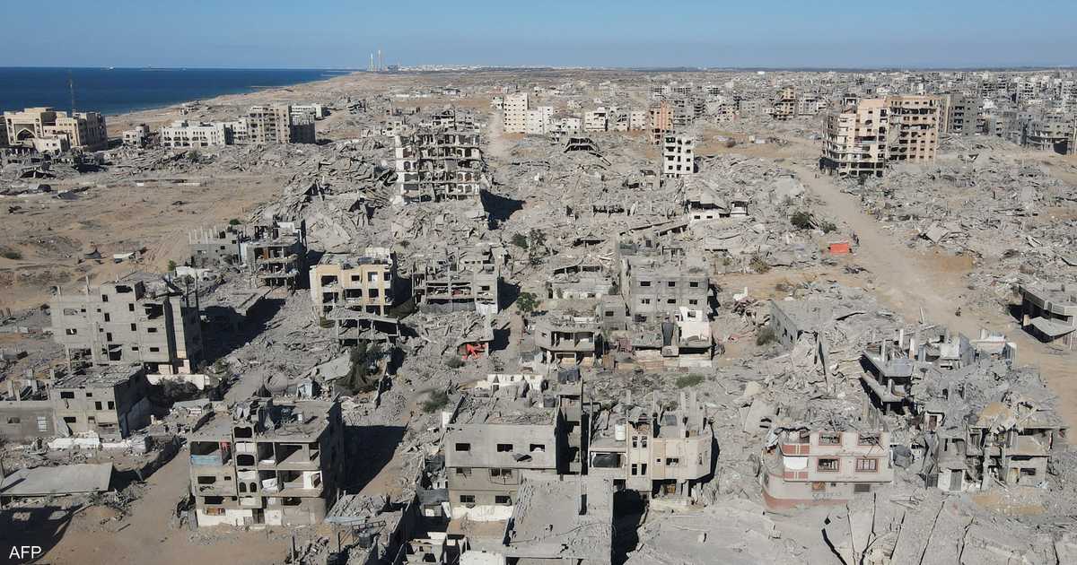 غزة: الأنقاض تتحول إلى مورد مؤقت لـاقتصاد البقاء في ظل الحرب المستمرة.