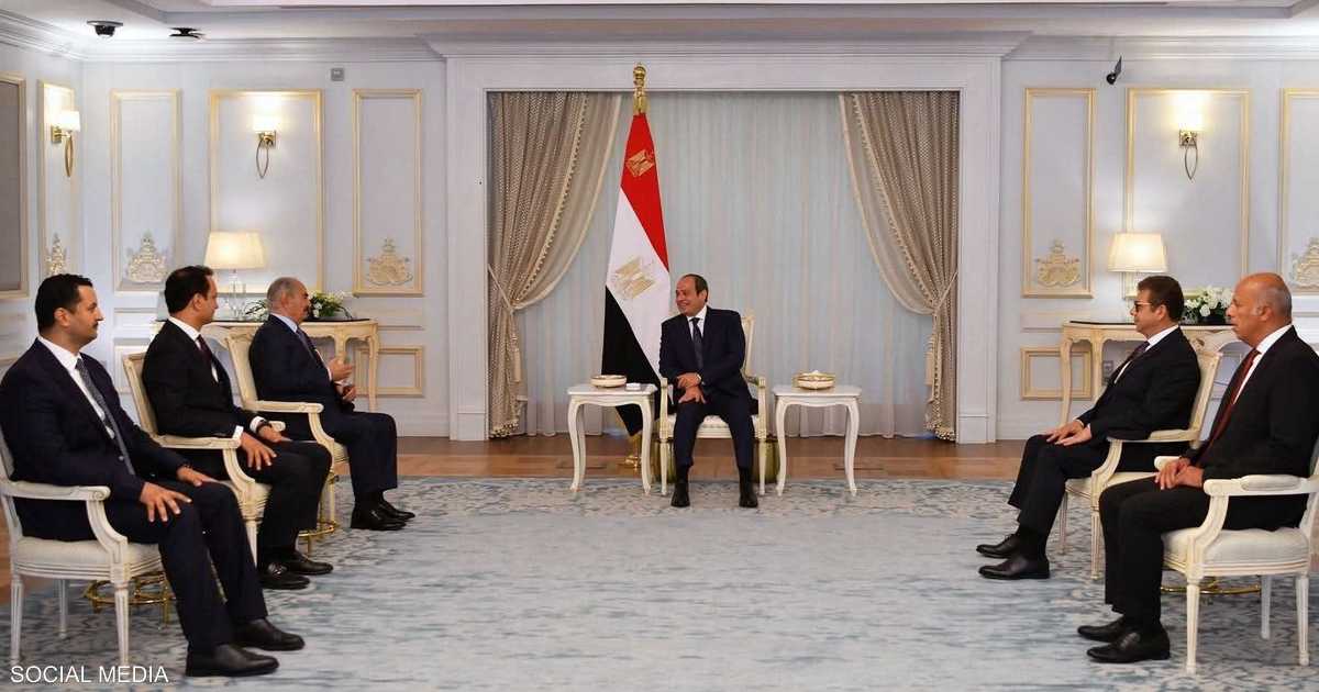 السيسي يؤكد موقف مصر الثابت تجاه ليبيا ودعم استقرارها ووحدتها