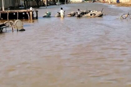 اللجنة العليا للطوارئ تتابع استعدادات الخريف والخدمات الصحية والتنموية في الخرطوم