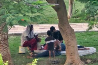 مأساة أسرة سودانية في حديقة بمدينة السادس من أكتوبر تثير الجدل.