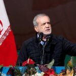 الرئيس الإيراني يؤكد الأفضلية في إنهاء الحرب الآن بوضع قوة وإقرار دولي بانتصار إيران