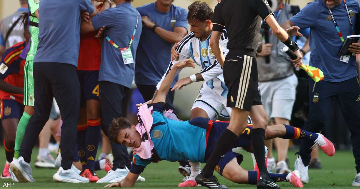 الفيفا تغرم الأرجنتين وتحدد شروط لعب مباراتيها القادمتين على أرضها
