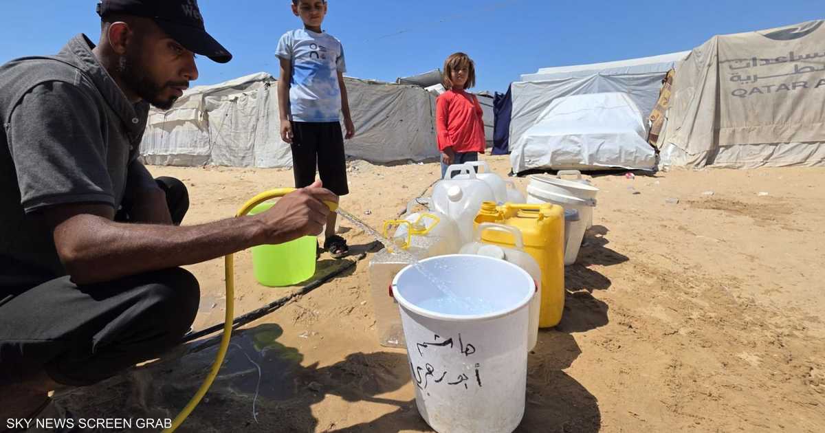 مخيم خان يونس: صراع يومي على استخراج المياه بعد تفاقم أزمة المياه في غزة