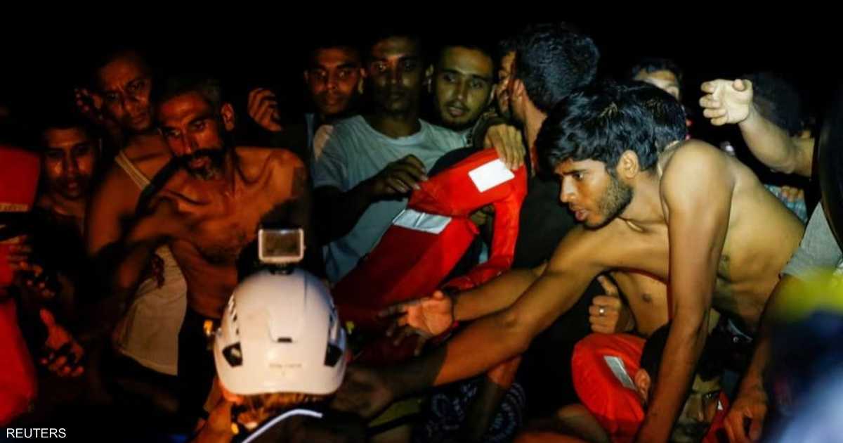انقلاب مركب صيد قبالة السواحل التونسية ونجاة شخصين بعد ساعات من العطش والبرد