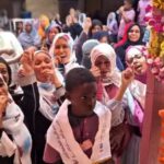 الطالب محمد زكريا يفوز بالمركز الأول رغم معاناته الفظيعة ويبكي بحزن وفرح.