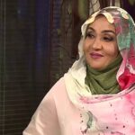 حنان عبدالحميد أم وضاح تصل الخرطوم للمثول أمام النيابة المعلوماتية.