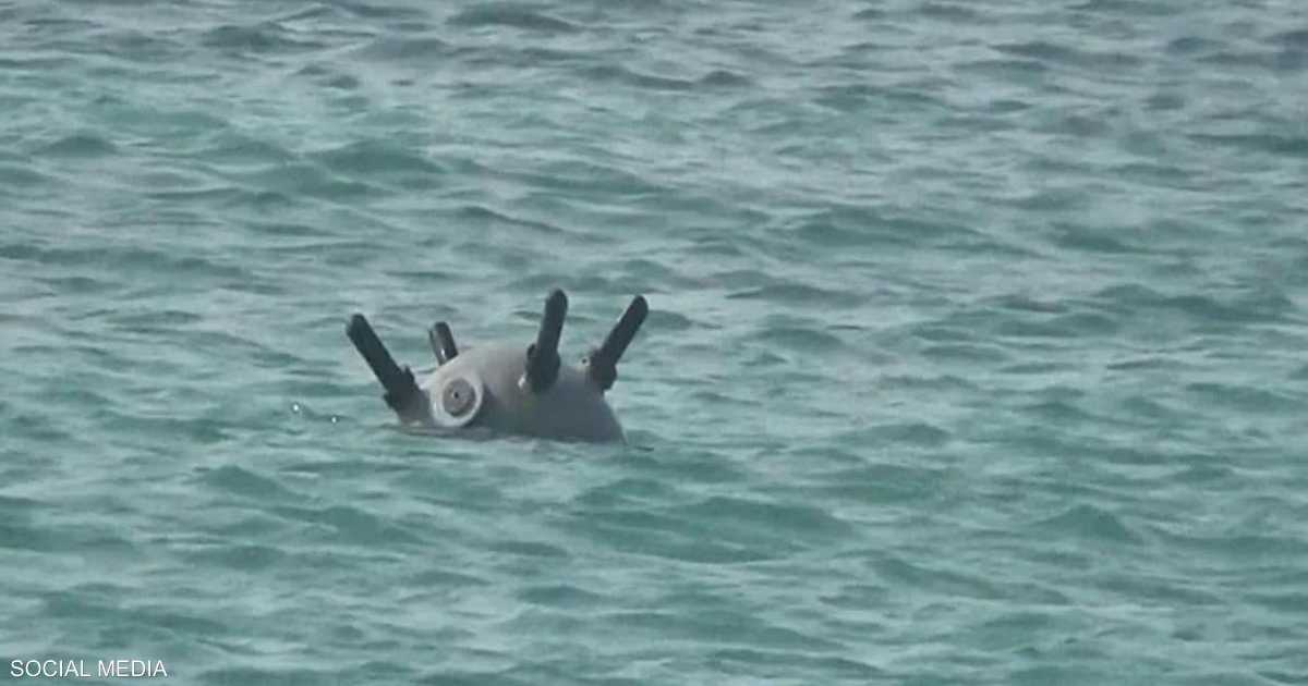الحوثيون يرصدون لغما بحريا في باب المندب وسط تصعيد ملاحي متزايد