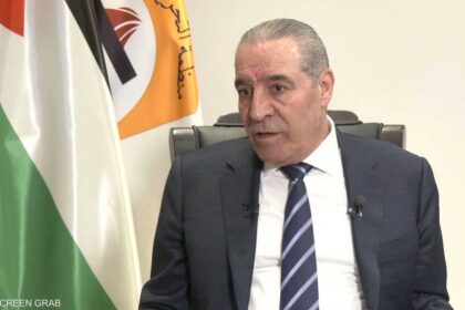الانتخابات الفلسطينية: تباين المواقف والحلول المطروحة بين الشيخ وحماس والمراقبين