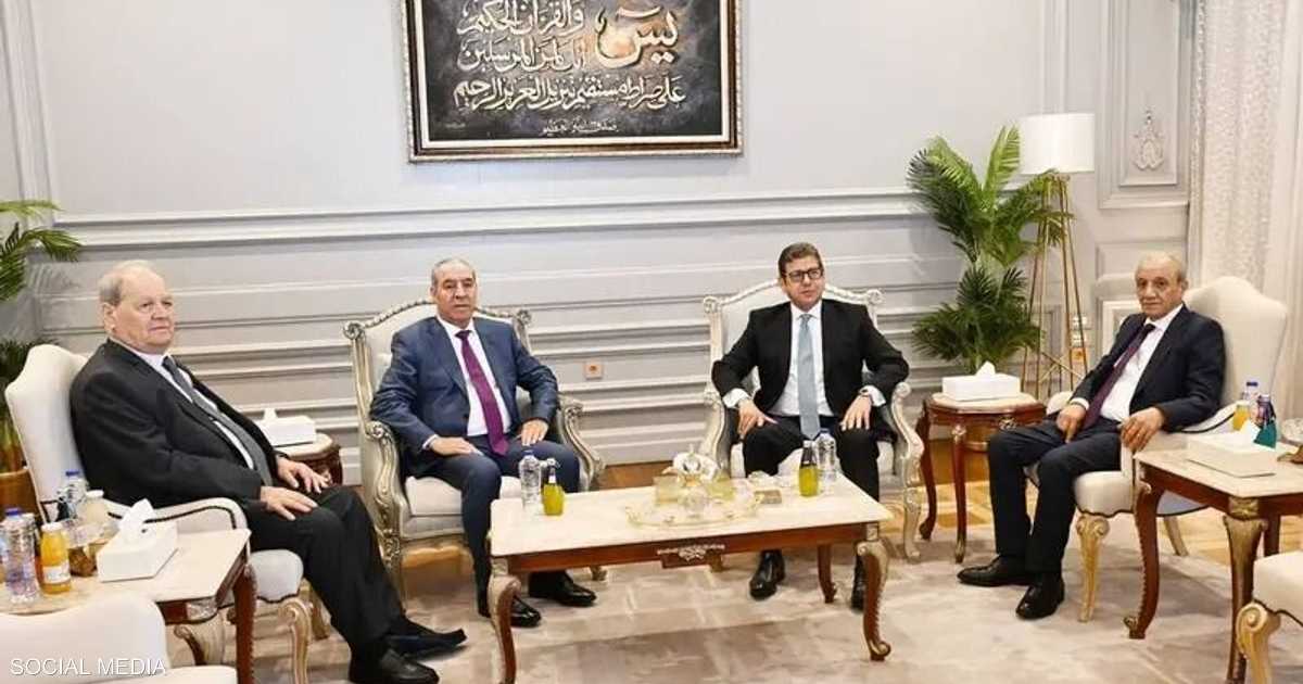 الشيخ يلتقي في العلمين لبحث الوحدة الفلسطينية والتطورات الراهنة