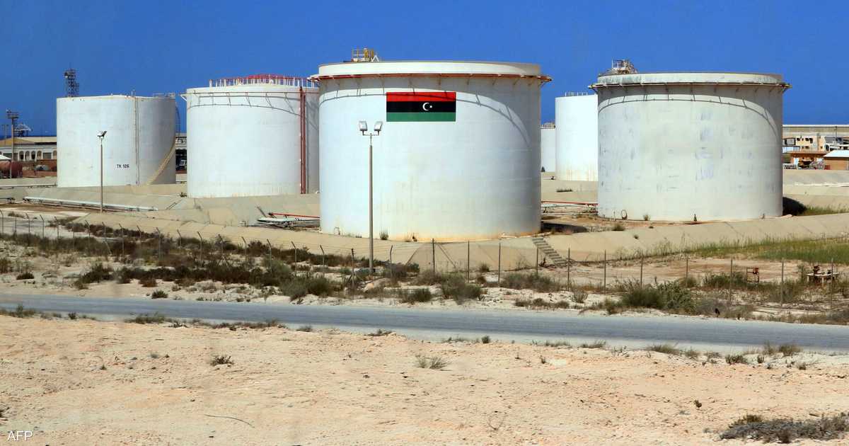 ليبيا توقع اتفاقية جديدة مع شيفرون لتطوير موارد النفط والغاز الوطنية