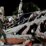 العائلات المتضررين من الزلزال في فنزويلا تتهم السلطات بحجز المحتجزين وعدم مساعدتهم خلال الكارثة