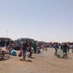سمر مبارك: معاناة مؤلمة تحمل جثمان شقيقها بمعبر أرقين ورفض الضابط السوداني للمكتب بسبب نومه
