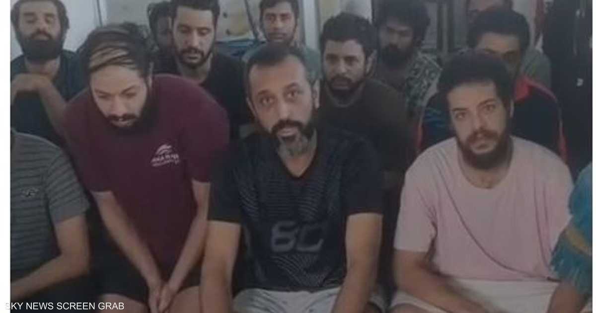 أزمة البحارة المصريين تتعقد بعد وفاة والده أحمد محمود سعد المُحتجز في أيدي القراصنة