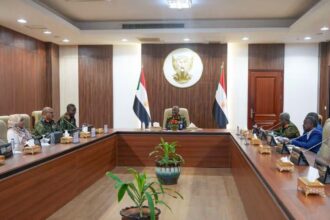 مجلس السيادة يتابع الأوضاع الاقتصادية والأمنية والخدمية بالسودان
