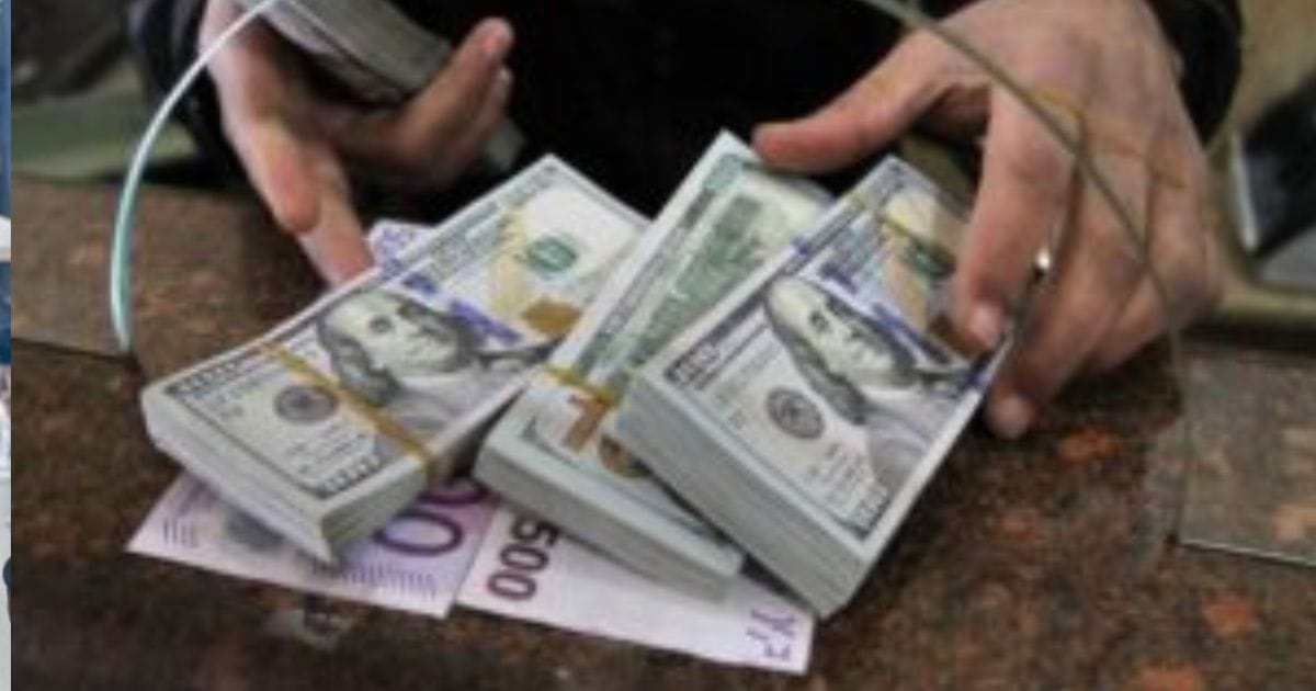 الدولار يقفز إلى 6400 جنيه في السوق الموازي بالسودان