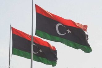اتفاق 4+4 الليبي يحدد مهلة 24 شهراً للانتخابات ويفتح الباب أمام مزدوجي الجنسية والعسكريين.