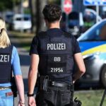 حادثة داخل مدرسة ببراندنبورغ تودي بحياة شخصين وإصابة آخرين