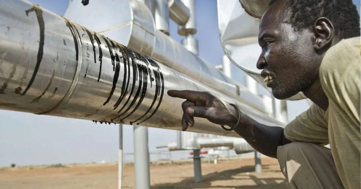 جنوب السودان تبدأ بناء مصفاة نفط جديدة بطاقة 60 ألف برميل يوميًا.