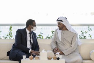 الإمارات تستدعي حميدتي لحشد قوى إقليمية ودولية لدعم الجماعة المسلحة في السودان.