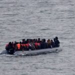 خفر السواحل ينجح في إنقاذ 72 مهاجرا قبالة ساحل جرافلين وفاة شخصين على متن السفينة