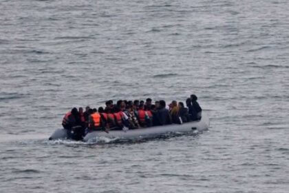 خفر السواحل ينجح في إنقاذ 72 مهاجرا قبالة ساحل جرافلين وفاة شخصين على متن السفينة