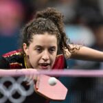 المصريان عصر وجودة يفوزان بالميدالية الفضية في تنس الطاولة المختلط.